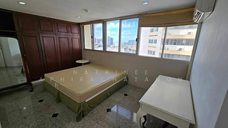 Tai Ping Towers, Bangkok, 582 Soi Sukhumvit 63, Khlong Tan Nua, Watthana, Bangkok, 4 Bedrooms, 252 sqm, Condo For Rent, by Natrinee Aphirachatanon, 500452610 - DDproperty.com