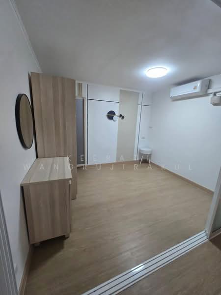 Lumpini Place Suanplu-Sathorn, Bangkok, 435-112 Suan Plu, Thung Maha Mek, Sathon, Bangkok, 2 Bedrooms, 48 sqm, Condo For Rent, by Keerati Wangrujirakul, 500452614 - DDproperty.com