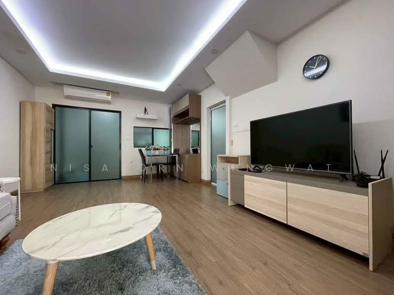 Baan Klang Muang Nawamin 42, Bangkok, Soi Nawamin 42, Nawamin Road, Khlong Kum, Bueng Kum, Bangkok, 3 Bedrooms, 149 sqm, Townhouse For Rent, by Nisakorn Wingwat, 500452639 - DDproperty.com