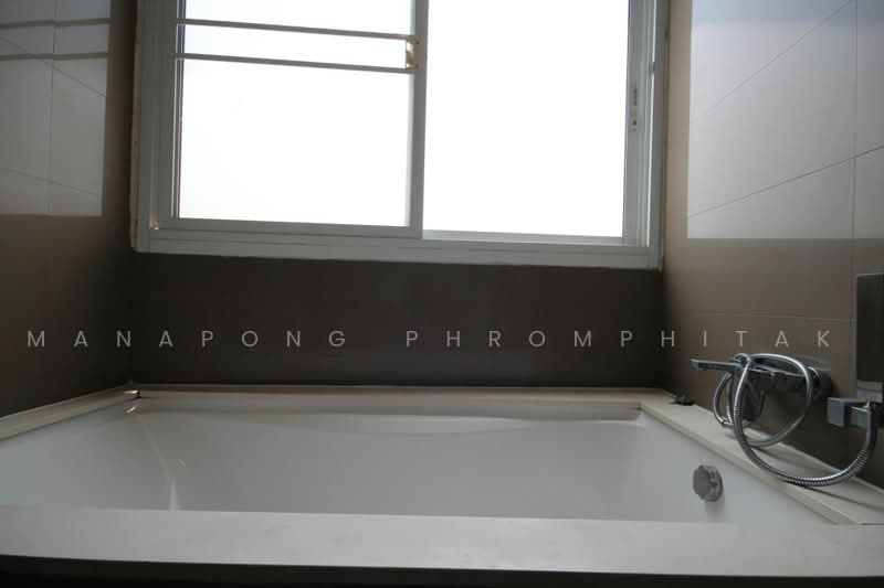 Richmond Hills Residence, Bangkok, Soi Thonglor 25, Khlong Tan Nua, Watthana, Bangkok, 2 Bedrooms, 145 sqm, Apartment For Rent, by Manapong Phromphitak, 500452647 - DDproperty.com