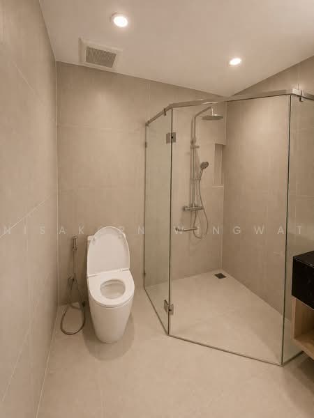 Estara Haven Pattanakan 20, Bangkok, Phatthanakan 20, Phatthanakan Road, Suan Luang, Bangkok, 4 Bedrooms, 250 sqm, Townhouse For Rent, by Nisakorn Wingwat, 500452698 - DDproperty.com