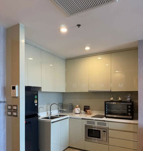 The Address Sukhumvit 28, Bangkok, 1 Soi Sukhumvit 28, Khong Tan, Khlong Toei, Bangkok, 2 Bedrooms, 66 sqm, Condo For Rent, by Isika Tonkham, 500452713 - DDproperty.com