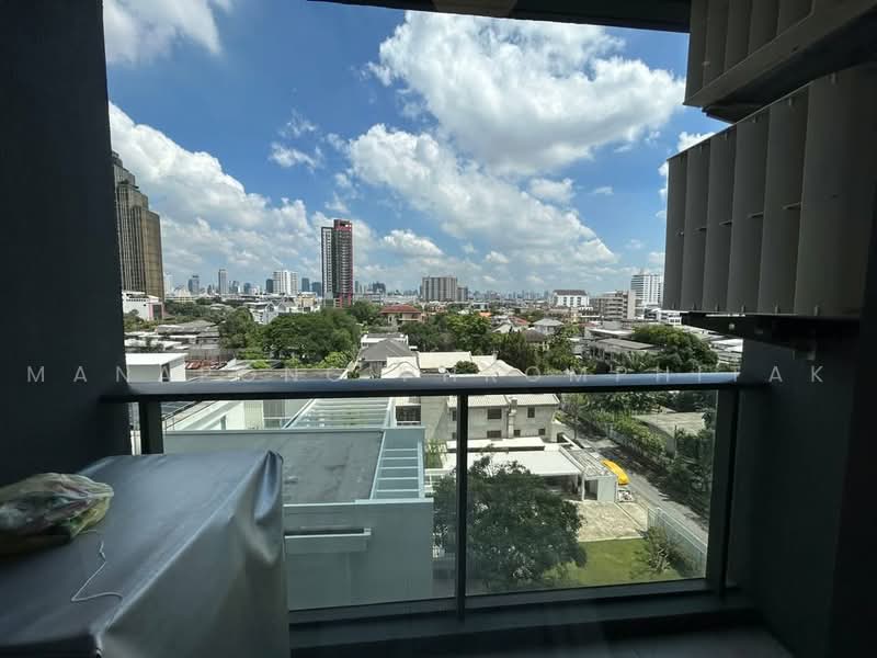 Regal Sathon-Naradhiwas, Bangkok, Naradhiwas Rajanagarindra Road, Thung Maha Mek, Sathon, Bangkok, 1 Bedroom, 35 sqm, Condo For Rent, by Manapong Phromphitak, 500452725 - DDproperty.com
