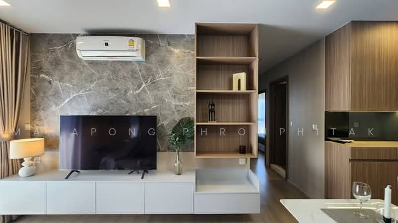 Life Phahon-Ladprao, Bangkok, 996 Phahonyothin Road, Jom Phon, Chatuchak, Bangkok, 2 Bedrooms, 65 sqm, Condo For Rent, by Manapong Phromphitak, 500452738 - DDproperty.com