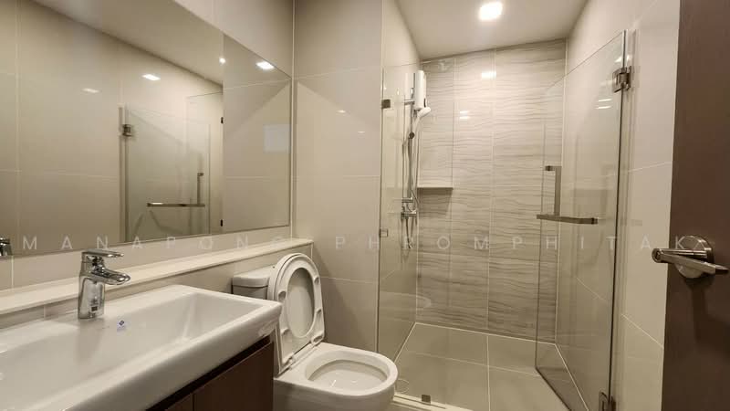 Life Phahon-Ladprao, Bangkok, 996 Phahonyothin Road, Jom Phon, Chatuchak, Bangkok, 2 Bedrooms, 65 sqm, Condo For Rent, by Manapong Phromphitak, 500452738 - DDproperty.com