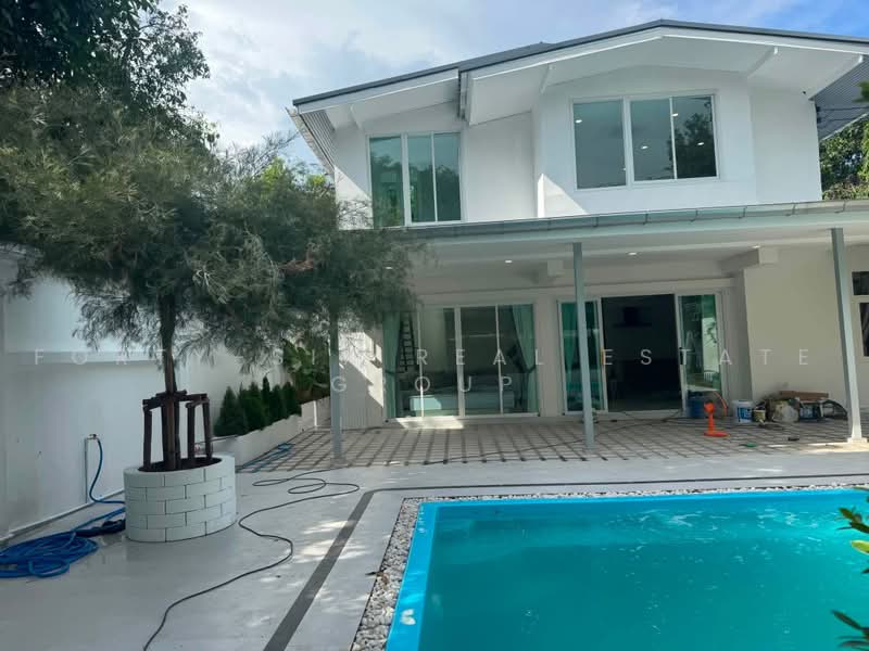 Pool villa, Bangkok, Bang Chak, Phra Khanong, Bangkok, 4 Bedrooms, 500 sqm, Single Detached House For Rent, by Forty-Six Real Estate Group, 500452822 - DDproperty.com