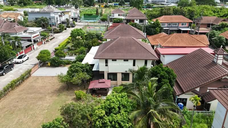 ขายบ้านเดี๋ยวหลังใหญ่พร้อมที่ดินแปลงใหญ่ เก้ากิโล ศรีราชา, Chon Buri (Pattaya), Surasak, Si Racha, Chon Buri (Pattaya), 3 Bedrooms, 247 sqm, Single Detached House For Sale, by Dusit Saengfa, 500452839 - DDproperty.com