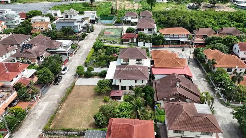 ขายบ้านเดี๋ยวหลังใหญ่พร้อมที่ดินแปลงใหญ่ เก้ากิโล ศรีราชา, Chon Buri (Pattaya), Surasak, Si Racha, Chon Buri (Pattaya), 3 Bedrooms, 247 sqm, Single Detached House For Sale, by Dusit Saengfa, 500452839 - DDproperty.com