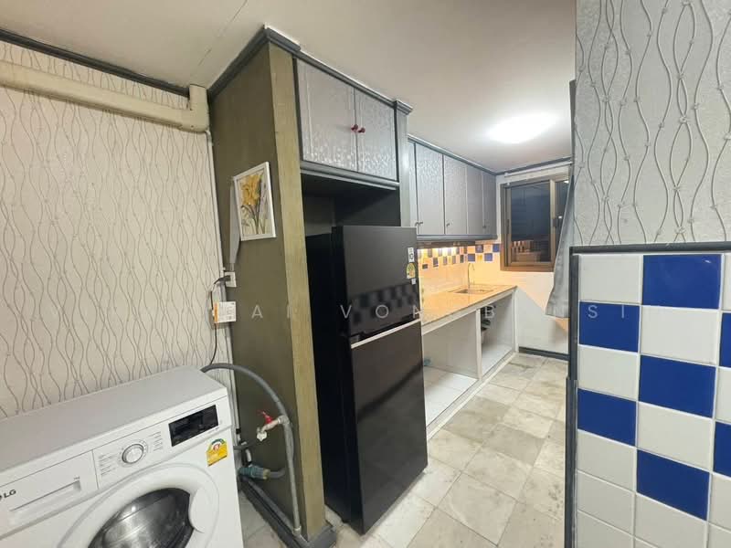 ITF Silom Palace, Bangkok, 160 Soi Naradhiwas Rajanagarindra 1, Suriyawong, Bang Rak, Bangkok, Studio, 43 sqm, Condo For Rent, by Virachai Vongbunsin, 500452846 - DDproperty.com