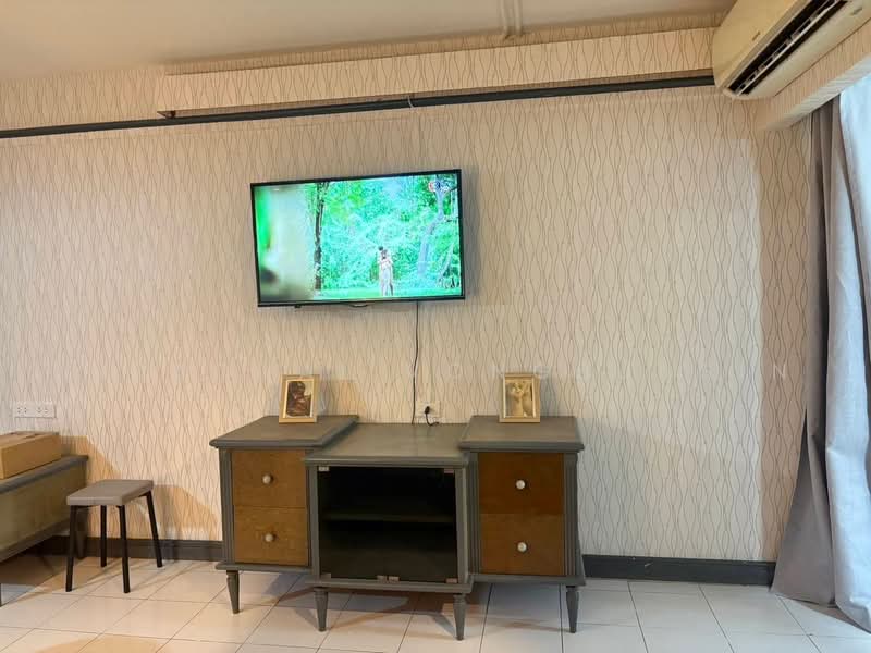 ITF Silom Palace, Bangkok, 160 Soi Naradhiwas Rajanagarindra 1, Suriyawong, Bang Rak, Bangkok, Studio, 43 sqm, Condo For Rent, by Virachai Vongbunsin, 500452846 - DDproperty.com
