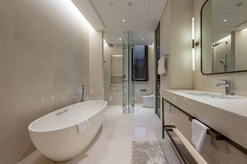 Baan Sindhorn, Bangkok, 89 Soi Langsuan, Langsuan Road, Lumphini, Pathum Wan, Bangkok, 2 Bedrooms, 126 sqm, Condo For Rent, by Nattapol Jedsadathitikul, 500452870 - DDproperty.com