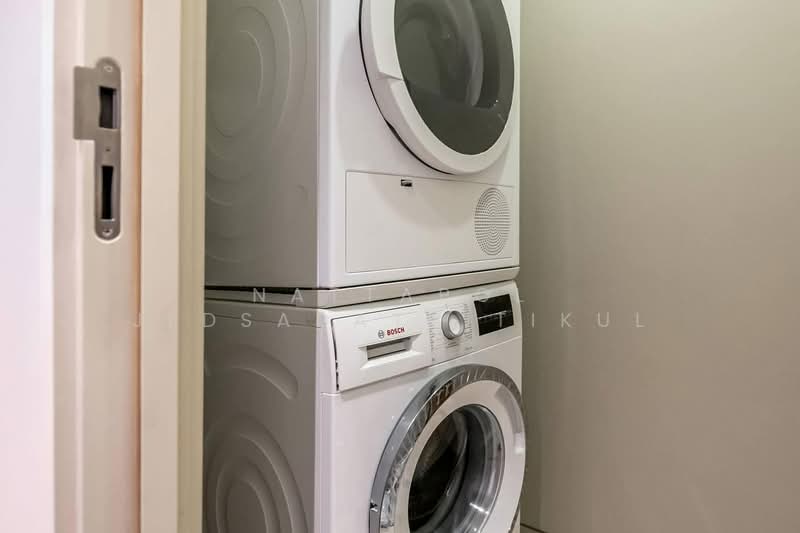Baan Sindhorn, Bangkok, 89 Soi Langsuan, Langsuan Road, Lumphini, Pathum Wan, Bangkok, 2 Bedrooms, 126 sqm, Condo For Rent, by Nattapol Jedsadathitikul, 500452870 - DDproperty.com