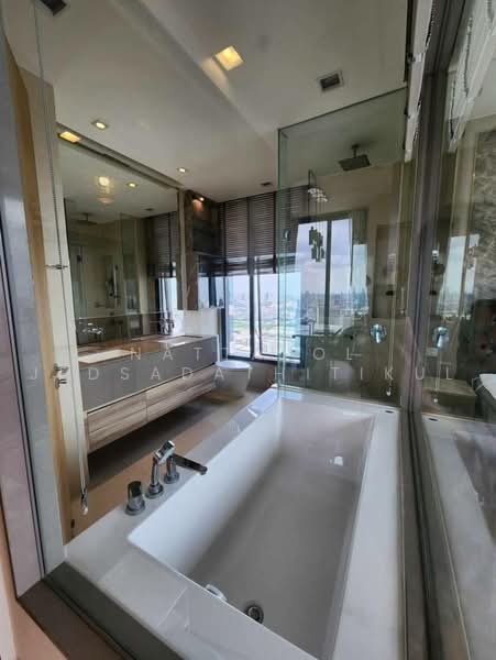 The Esse Asoke, Bangkok, 333 Soi Sukhumvit 21, Sukhumvit Road, Khlongtoei Nua, Watthana, Bangkok, 2 Bedrooms, 85 sqm, Condo For Rent, by Nattapol Jedsadathitikul, 500452954 - DDproperty.com