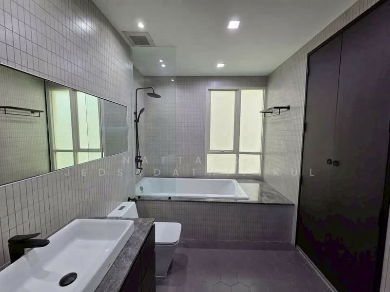 The Address Chidlom, Bangkok, Ploenchit Road, Lumphini, Pathum Wan, Bangkok, 2 Bedrooms, 79 sqm, Condo For Rent, by Nattapol Jedsadathitikul, 500452969 - DDproperty.com