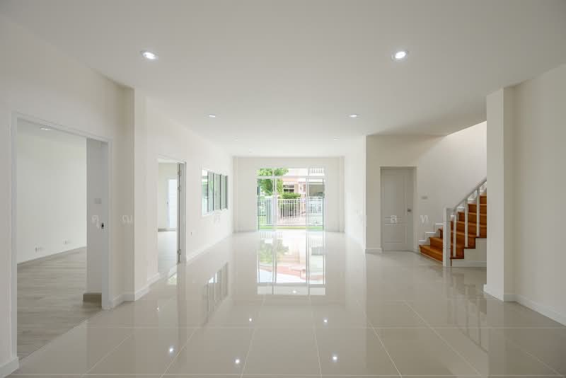 Prinyada Light Rama 5, Nonthaburi, Ratchapruek Road, Bang Krang, Muang Nonthaburi, Nonthaburi, 4 Bedrooms, 180 sqm, Single Detached House For Sale, by คุณ ศศิวิภา พูลทา, 500452995 - DDproperty.com