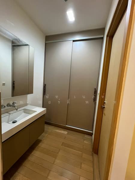 Siri At Sukhumvit, Bangkok, 902 Sukhumvit Road, Phra Kanong, Khlong Toei, Bangkok, 2 Bedrooms, 68 sqm, Condo For Rent, by Nest Property Partner Co., Ltd., 500453005 - DDproperty.com