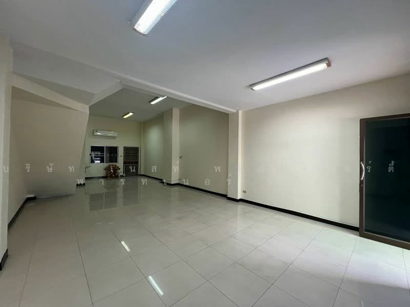 ให้เช่าโฮมออฟฟิศ, กรุงเทพ, หนองบอน, ประเวศ, กรุงเทพ, 400 ตร.ม., สำนักงาน ให้เช่า, โดย บริษัท เนสท์ พร็อพเพอร์ตี้ พาร์ทเนอร์ จำกัด, 500453017 - DDproperty.com