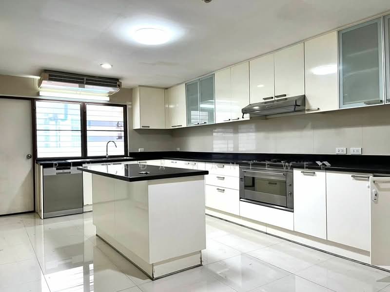 GM Mansion, Bangkok, 5 Soi Sukhumvit 30, Khlong Tan Nua, Watthana, Bangkok, 3 Bedrooms, 380 sqm, Apartment For Rent, by Pinyada Hantewee, 500453080 - DDproperty.com