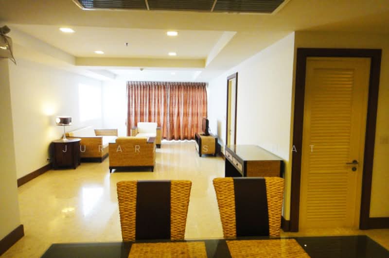 Nusasiri Grand, Bangkok, Soi Sukhumvit 42, Phra Kanong, Khlong Toei, Bangkok, 2 Bedrooms, 126 sqm, Condo For Rent, by Jurarat Srichat, 500453086 - DDproperty.com