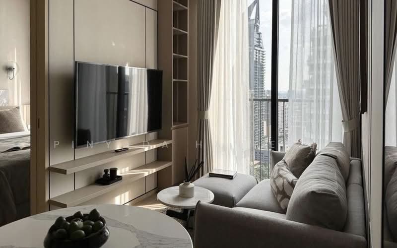 Noble State 39, Bangkok, 35 Soi Sukhumvit 39, Khlong Tan Nua, Watthana, Bangkok, 1 Bedroom, 30 sqm, Condo For Rent, by Pinyada Hantewee, 500453087 - DDproperty.com
