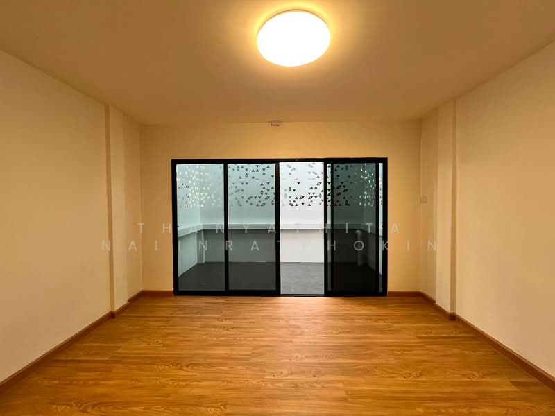 Baan Passakorn, Bangkok, Khlong Bang Phran, Bang Bon, Bangkok, 4 Bedrooms, 200 sqm, Townhouse For Sale, by Thanyathita Nalinratphokin, 500453088 - DDproperty.com