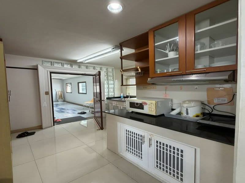 Eastern Tower, Chon Buri (Pattaya), Soi Thetsaban 2, Si Racha, Chon Buri (Pattaya), 2 Bedrooms, 124 sqm, Condo For Rent, by A.T.A. Property, 500453089 - DDproperty.com