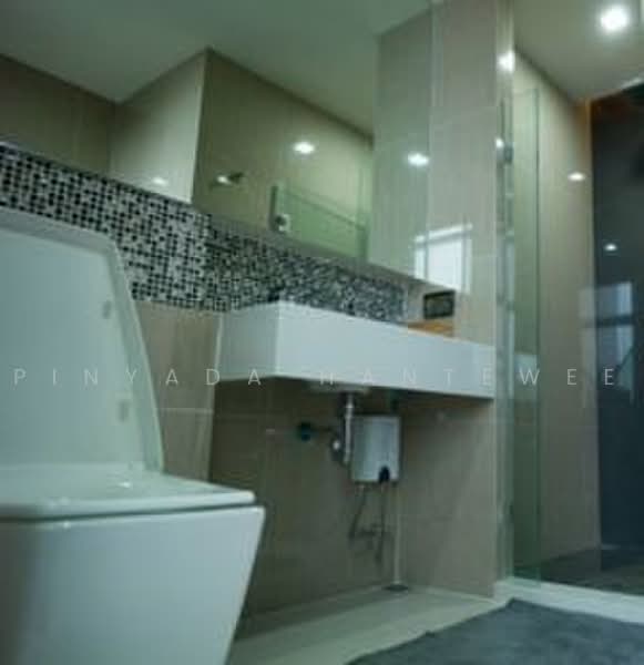 Rhythm Sukhumvit 44/1, Bangkok, Sukhumvit Road, Phra Kanong, Khlong Toei, Bangkok, 1 Bedroom, 60 sqm, Condo For Rent, by Pinyada Hantewee, 500453093 - DDproperty.com