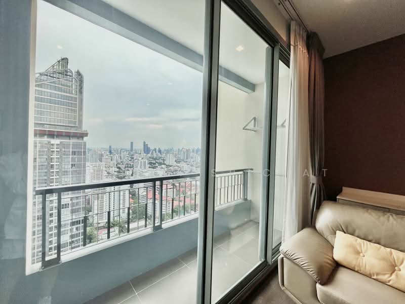 Q Asoke, Bangkok, 1678 Petchaburi Road, Makkasan, Ratchathewi, Bangkok, 2 Bedrooms, 70 sqm, Condo For Rent, by Jurarat Srichat, 500453094 - DDproperty.com