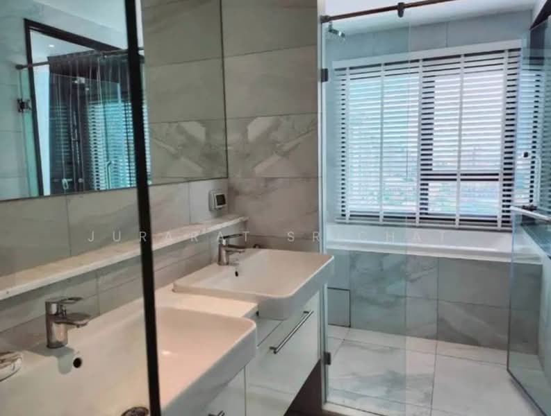 Rhythm Ekkamai, Bangkok, 11 Soi Sukhumvit 63, Khlongtoei Nua, Watthana, Bangkok, 2 Bedrooms, 81 sqm, Condo For Rent, by Jurarat Srichat, 500453126 - DDproperty.com