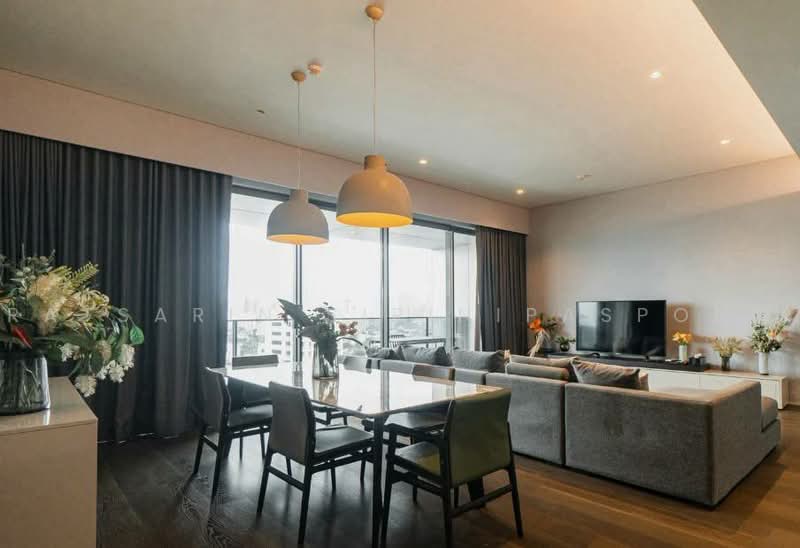 Vittorio 39, Bangkok, 8 Sukhumvit, Khlong Tan Nua, Watthana, Bangkok, 2 Bedrooms, 129 sqm, Condo For Rent, by Ratsarin Sirinipaspong, 500453180 - DDproperty.com