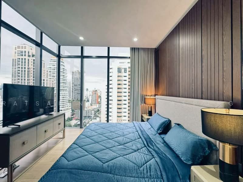 Vittorio 39, Bangkok, 8 Sukhumvit, Khlong Tan Nua, Watthana, Bangkok, 2 Bedrooms, 129 sqm, Condo For Rent, by Ratsarin Sirinipaspong, 500453180 - DDproperty.com