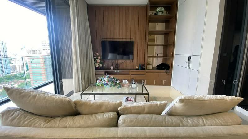 Vittorio 39, Bangkok, 8 Sukhumvit, Khlong Tan Nua, Watthana, Bangkok, 2 Bedrooms, 129 sqm, Condo For Rent, by Ratsarin Sirinipaspong, 500453180 - DDproperty.com