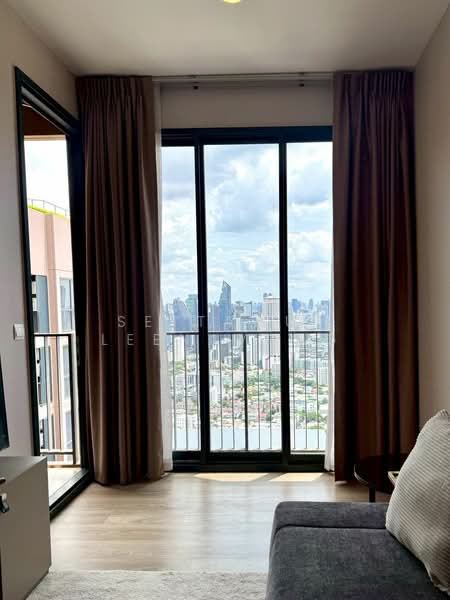 Oka Haus Sukhumvit 36, Bangkok, 3399 Rama 4 Road, Khong Tan, Khlong Toei, Bangkok, 1 Bedroom, 35 sqm, Condo For Rent, by Settawut Leenavong, 500453185 - DDproperty.com