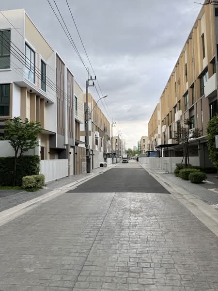 The Blisz SIGNATURE พระราม 3 - ดาวคะนอง, Bangkok, Chom Thong, Bangkok, 3 Bedrooms, 205 sqm, Townhouse For Sale, by ณภัทร พรสิริเมธากุล, 500453191 - DDproperty.com