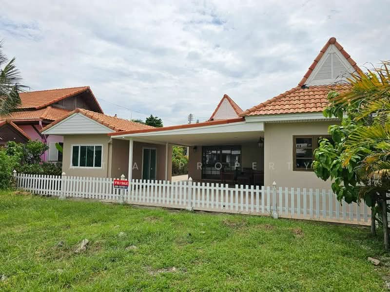 หมู่บ้านนานาชาติเม้าเท่นวิว บางแสน, Chon Buri (Pattaya), Ban Pik, Muang Chon Buri, Chon Buri (Pattaya), 3 Bedrooms, 200 sqm, Single Detached House For Sale, by A.T.A. Property, 500453208 - DDproperty.com