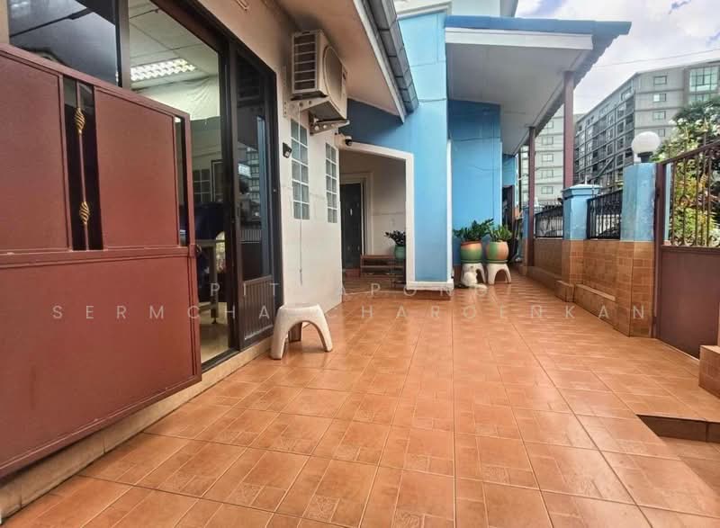 Pruksa Ville 2 Donmuang, Pathum Thani, Na Wong Pattana Road, Lak Hok, Muang Pathum Thani, Pathum Thani, 4 Bedrooms, 120 sqm, Townhouse For Sale, by Pithapong Sermchatcharoenkan, 500453215 - DDproperty.com