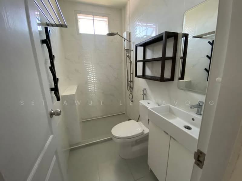 3-BR Townhouse, Bangkok, Bang Chak, Phra Khanong, Bangkok, 3 Bedrooms, 300 sqm, Townhouse For Rent, by Settawut Leenavong, 500453239 - DDproperty.com