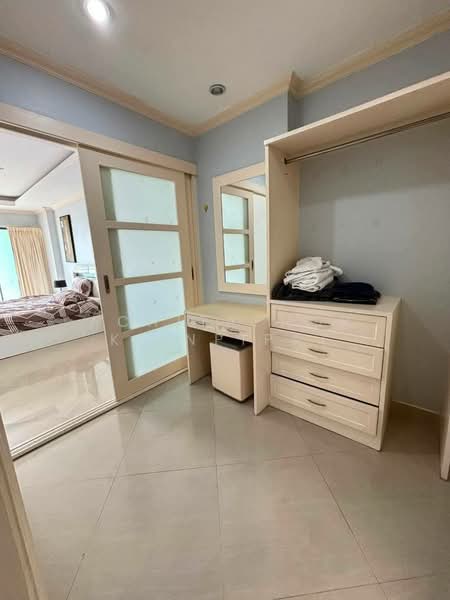 View Talay 5, Chon Buri (Pattaya), Nong Pru, Bang Lamung (Pattaya), Chon Buri (Pattaya), 1 Bedroom, 96 sqm, Condo For Sale, by Achitaphop Klinpipat, 500453254 - DDproperty.com