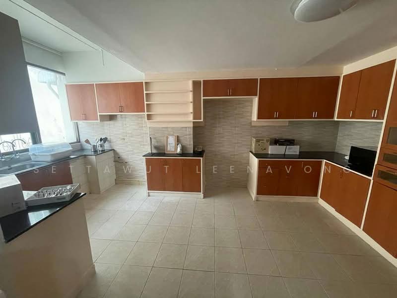 Regency Court condominium, Bangkok, 1 Khlong Toei District, Khlong Toei District, Bangkok, Khlong Toei, Bangkok, 4 Bedrooms, 360 sqm, Condo For Rent, by Settawut Leenavong, 500453344 - DDproperty.com