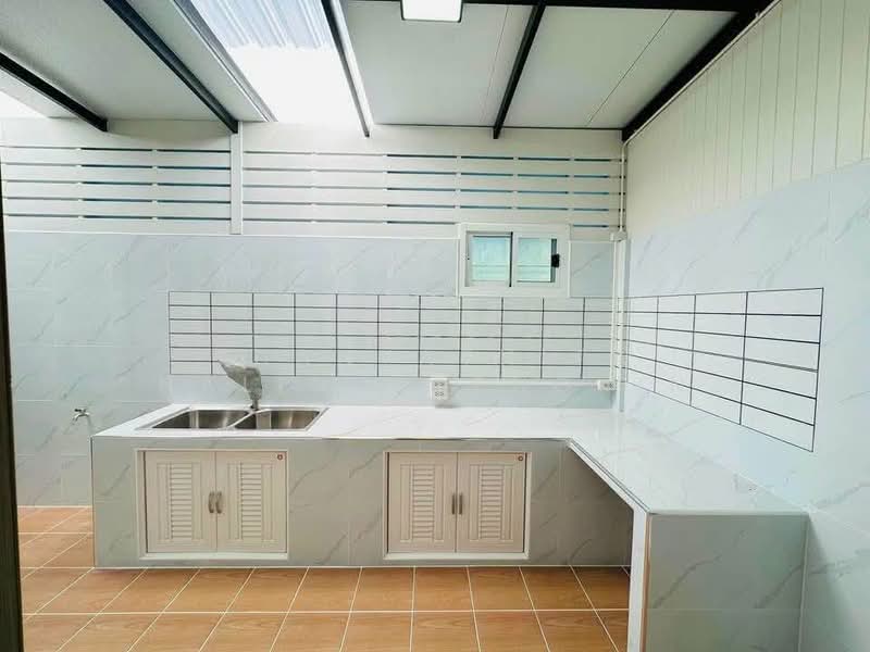 Pruksa Town Phetkasem 81, Bangkok, Soi Petchkasem 81, Nong Kham, Nong Khaem, Bangkok, 3 Bedrooms, 140 sqm, Townhouse For Sale, by Thanyathita Nalinratphokin, 500453353 - DDproperty.com