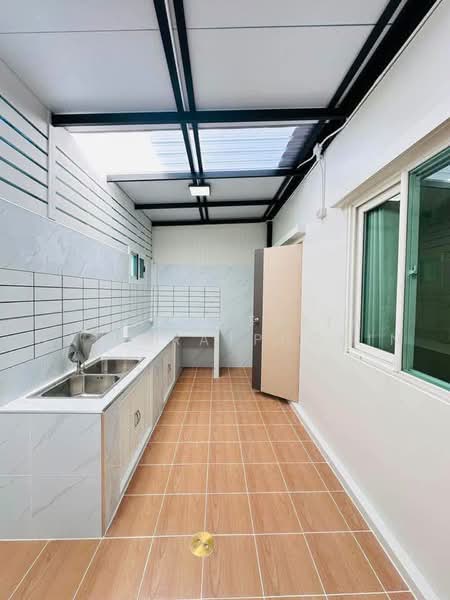 Pruksa Town Phetkasem 81, Bangkok, Soi Petchkasem 81, Nong Kham, Nong Khaem, Bangkok, 3 Bedrooms, 140 sqm, Townhouse For Sale, by Thanyathita Nalinratphokin, 500453353 - DDproperty.com
