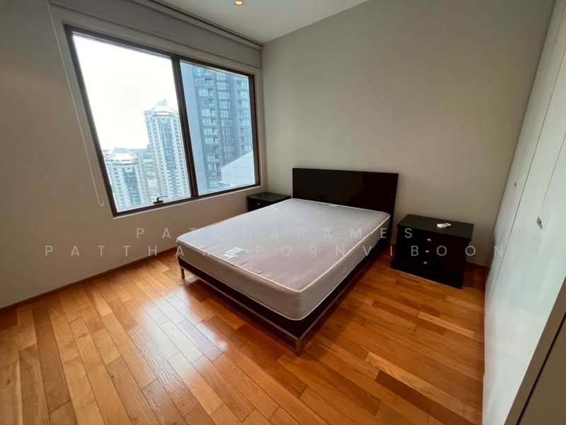 The Emporio Place, Bangkok, 93 Soi Sukhumvit 24, Sukhumvit Road, Khong Tan, Khlong Toei, Bangkok, 3 Bedrooms, 114 sqm, Condo For Rent, by Patcharames Pattharapornviboon, 500453442 - DDproperty.com