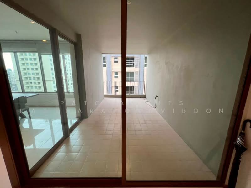 The Emporio Place, Bangkok, 93 Soi Sukhumvit 24, Sukhumvit Road, Khong Tan, Khlong Toei, Bangkok, 3 Bedrooms, 114 sqm, Condo For Rent, by Patcharames Pattharapornviboon, 500453442 - DDproperty.com