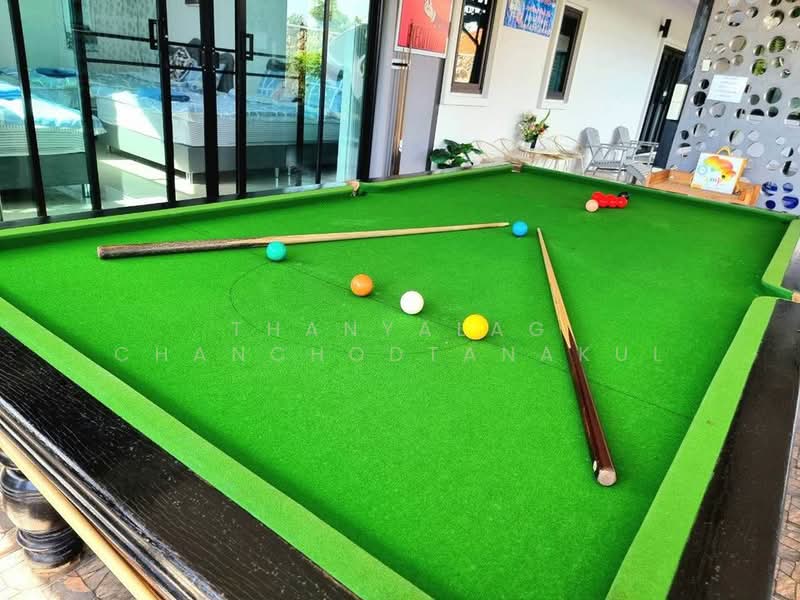 4-BR Villa, Chon Buri (Pattaya), Poong, Bang Lamung (Pattaya), Chon Buri (Pattaya), 4 Bedrooms, 430 sqm, Villa For Rent, by Thanyalag Chanchodtanakul, 500453451 - DDproperty.com