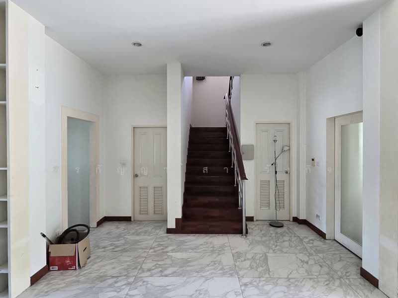 House for Sale at Pimuk 4 – Beautiful Home in Excellent Condition, Ready to Move In, Chiang Mai, San Phra Net, San Sai, Chiang Mai, 4 Bedrooms, 266 sqm, Single Detached House For Sale, by อรกัญญา สายวังกิจ, 500453509 - DDproperty.com