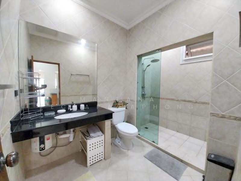 View Talay Villas : วิว ทะเล วิลล่า, ชลบุรี, ถนนพัทยาเหนือ, นาเกลือ, บางละมุง, ชลบุรี, 200 ตร.ม., วิลล่า ให้เช่า, โดย Mantana Techapahaphong, 500453608 - DDproperty.com