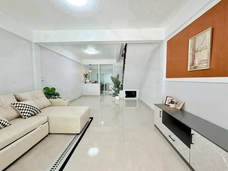 Baan Phrapin 3 Bangyai, Nonthaburi, Soi Phrapin Village 3, Bang Mae Nang, Bang Yai, Nonthaburi, 3 Bedrooms, 70 sqm, Townhouse For Sale, by สรภพ ยอดไชย (สีฝุ่น), 500453634 - DDproperty.com