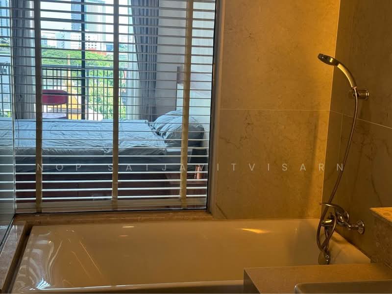 Astra Condominium, Bangkok, Soi Ratchadaphisek 32 Yaek 1, Chan Kasem, Chatuchak, Bangkok, 1 Bedroom, 48 sqm, Condo For Rent, by Nop Satjavitvisarn, 500453724 - DDproperty.com