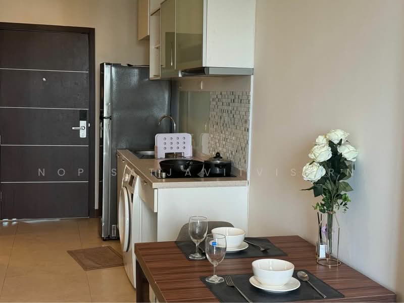 Astra Condominium, Bangkok, Soi Ratchadaphisek 32 Yaek 1, Chan Kasem, Chatuchak, Bangkok, 1 Bedroom, 48 sqm, Condo For Rent, by Nop Satjavitvisarn, 500453724 - DDproperty.com