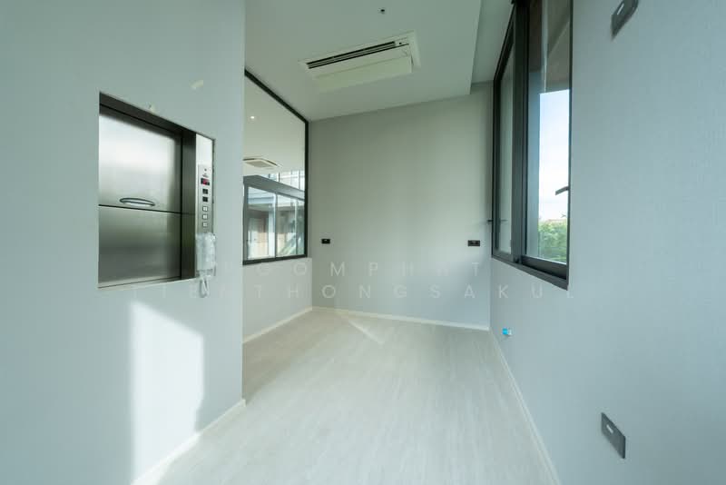 Sonle Residences, Bangkok, Wong Sawang, Bang Sue, Bangkok, 6 Bedrooms, 1,595 sqm, Single Detached House For Sale, by Poomphat Tienthongsakul, 500453739 - DDproperty.com